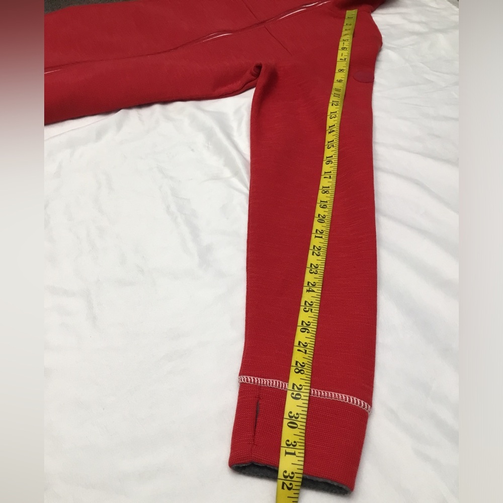 Bench Red Jacket - Picture 14 of 15